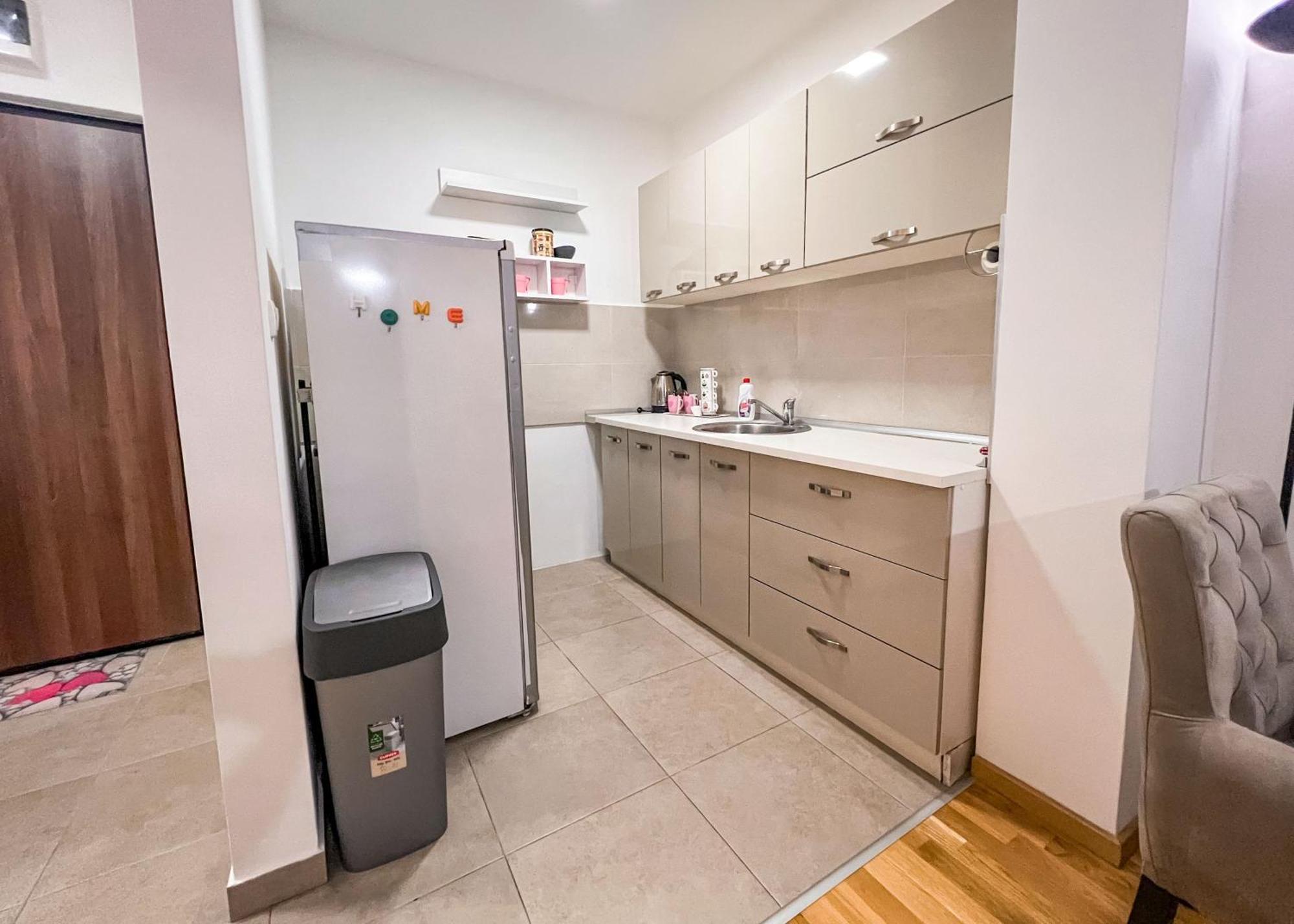 Apartman Royal 2 Doboj Eksteriør billede