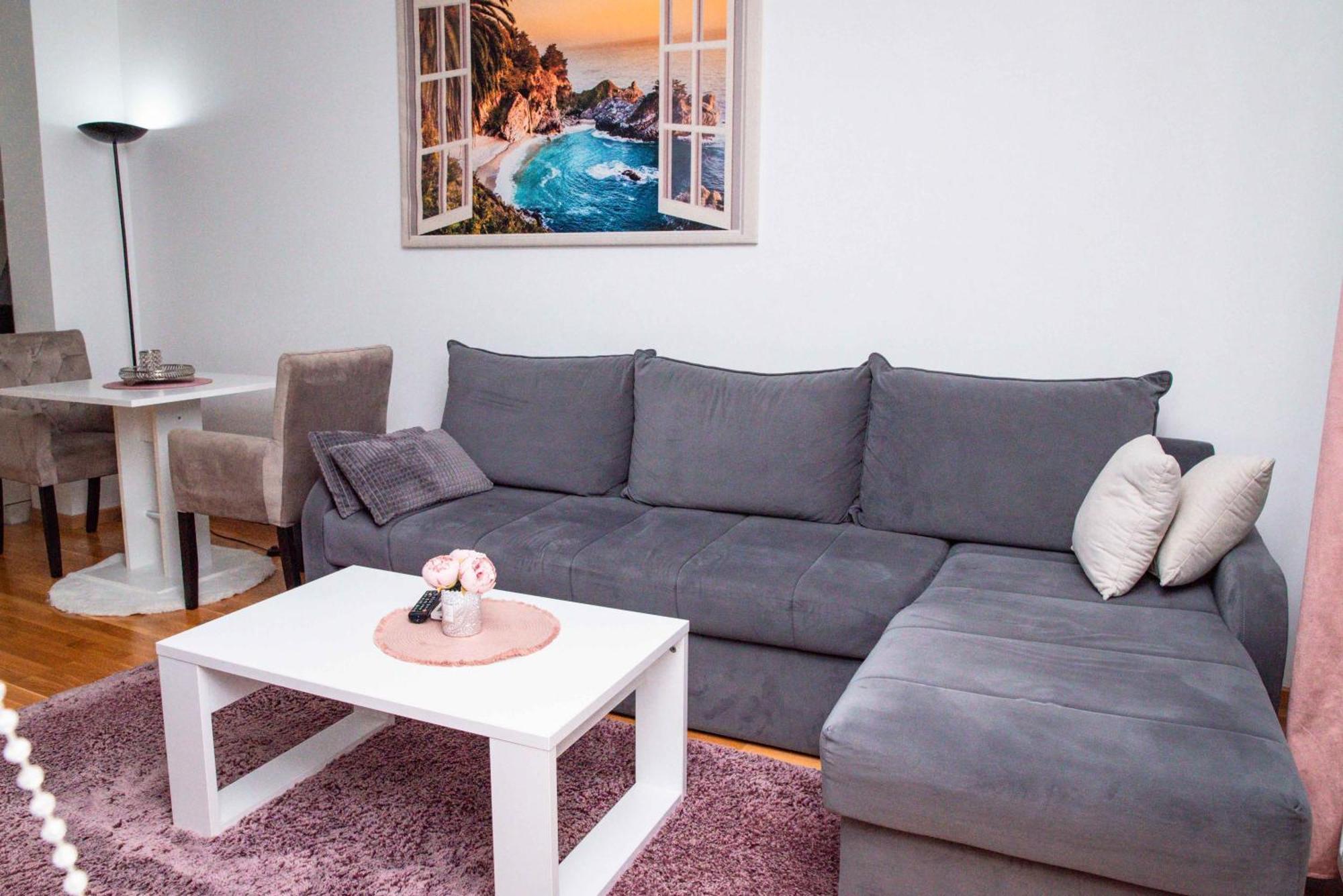 Apartman Royal 2 Doboj Eksteriør billede