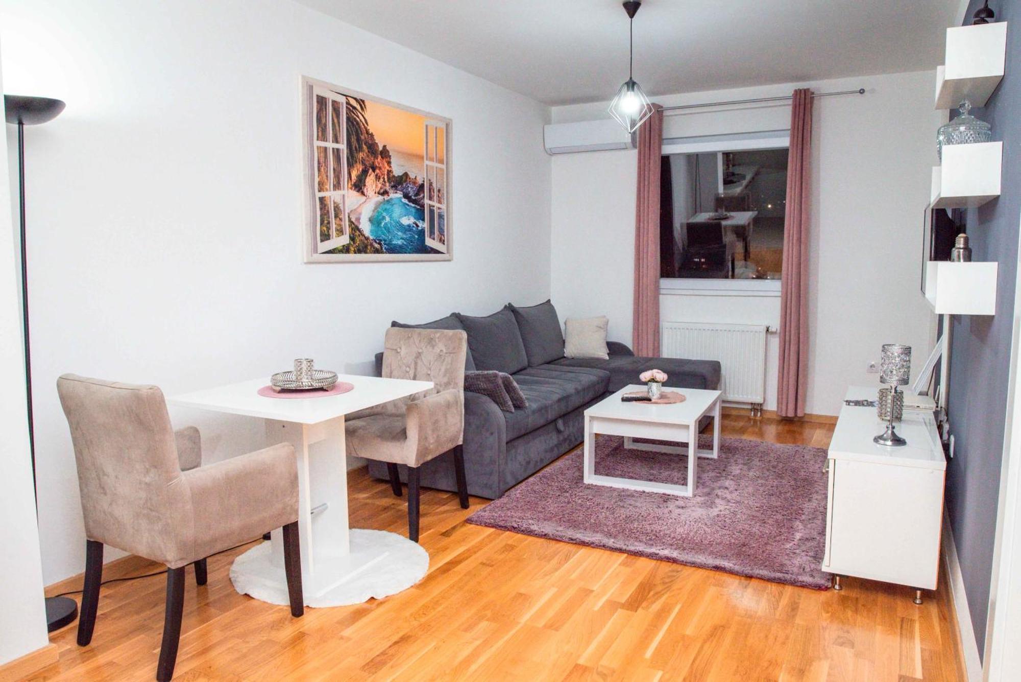 Apartman Royal 2 Doboj Eksteriør billede