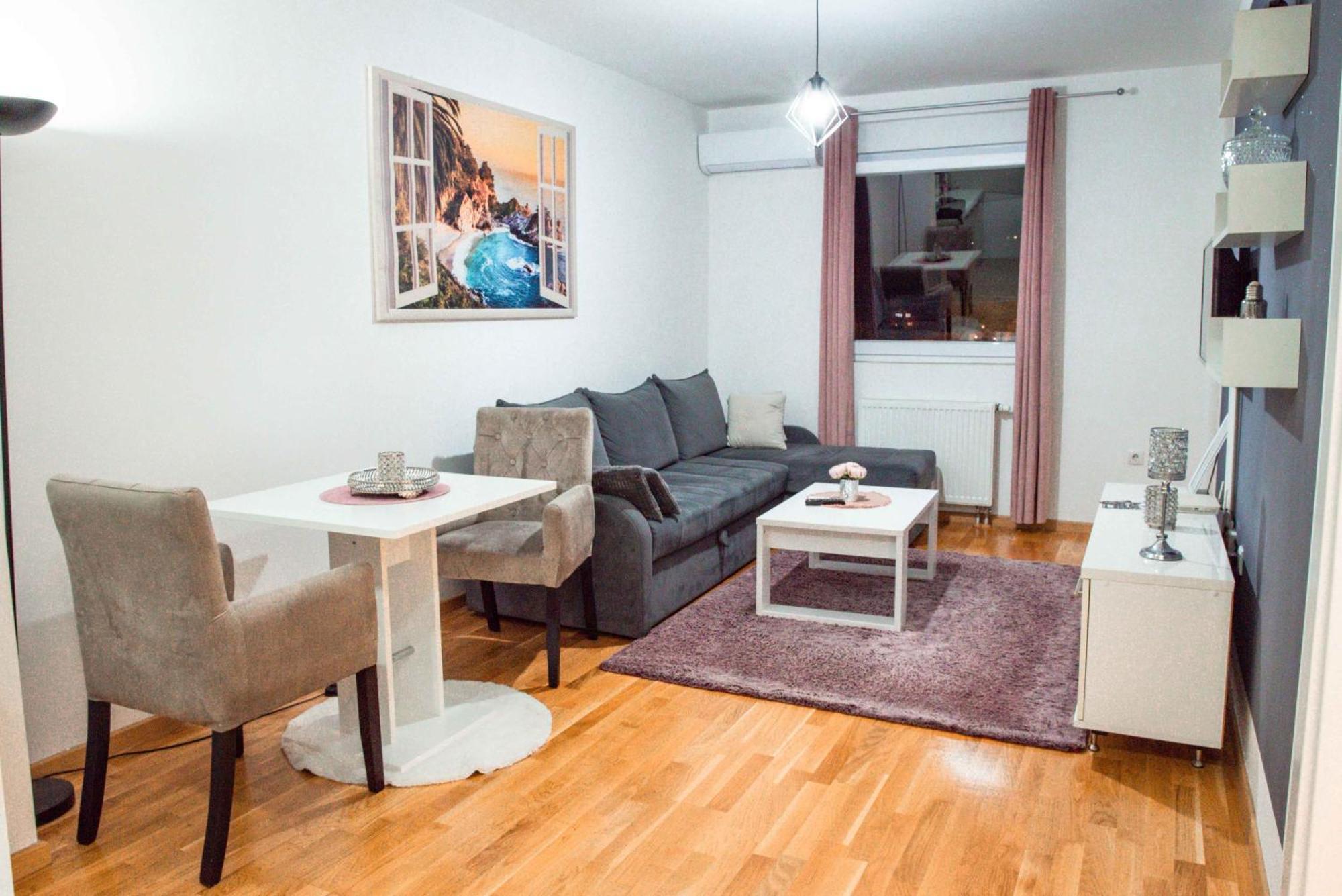Apartman Royal 2 Doboj Eksteriør billede